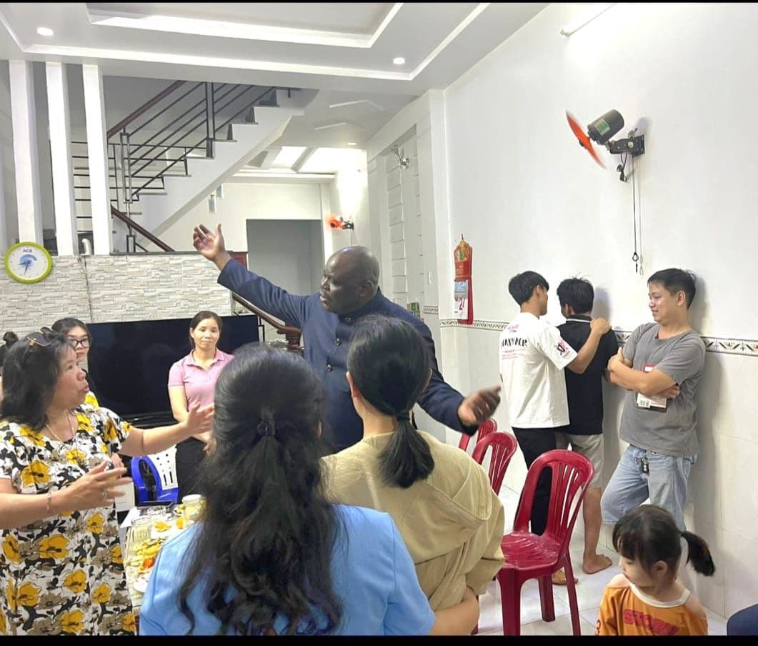 Bishop in vietnam